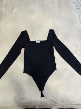 Babaton Black Long-Sleeve Square Neck Bodysuit
